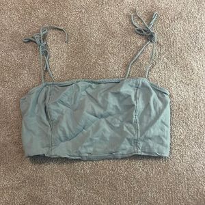 abercrombie and fitch crop top